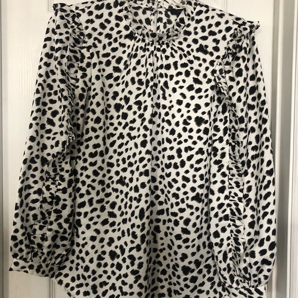 J Crew size small animal print ruffled sleeves blouse. Euc. Dress up or down
